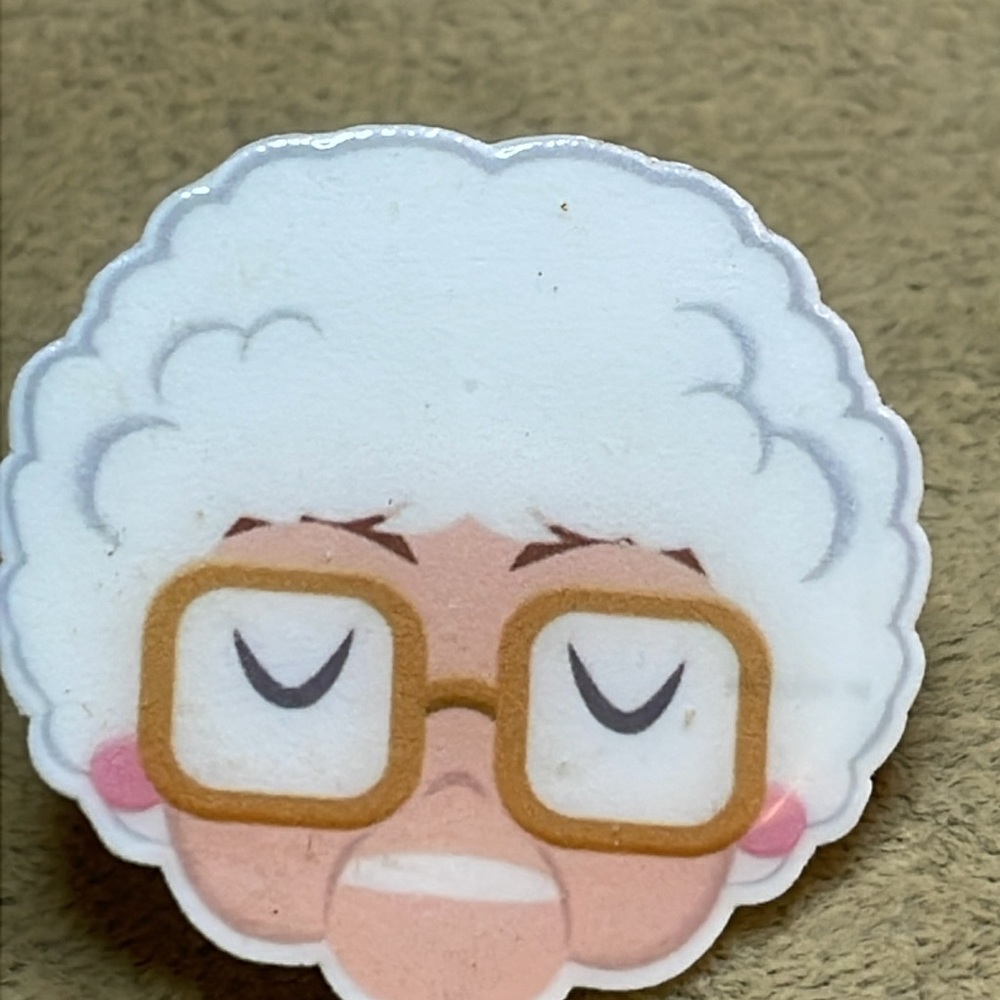 Set of Four Golden Girls Pins - Picture 3 of 6